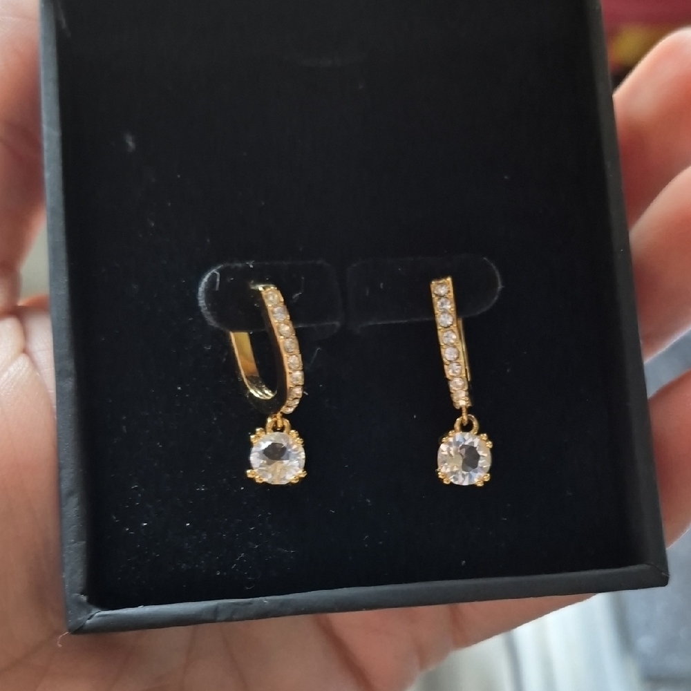 Elegant Gold Plated and Cubic Zirconia Drop Earrings NEW